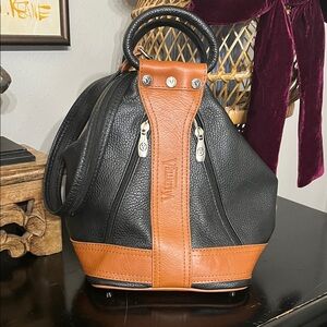 VALENTINA ITALIAN LEATHER - BLACK/TAN LEATHER BUCKET, SHOULDER BAG back pack